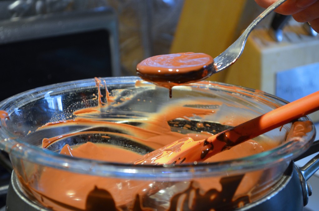 Dipping cookies using fork